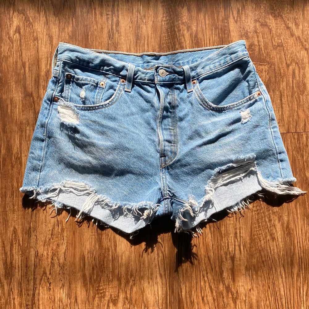 Levi  shorts